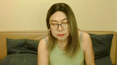 Snapshot of crazychika chatting on 30, 10, 2025 Kelly online show from 30, 10, 2025