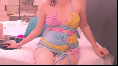 Snapshot of crazycouple034 chatting on 2, 1, 2025 crazycouple034 online show from 2, 1, 2025