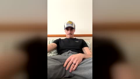 Snapshot of crazydickboy3 chatting on 15, 4, 2026 crazydickboy3 online show from 15, 4, 2026