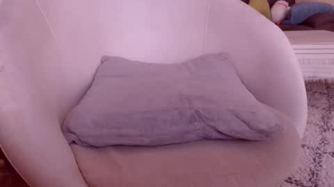 Snapshot of crazydollelf chatting on 15, 10, 2025 Camille online show from 15, 10, 2025