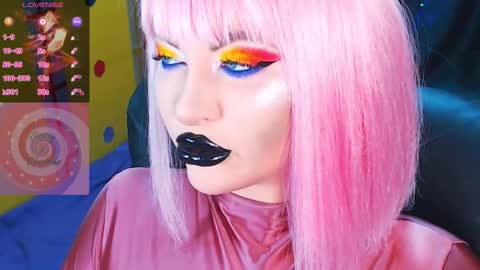 Snapshot of crazypinkyball chatting on 17, 10, 2025 Roxy online show from 17, 10, 2025