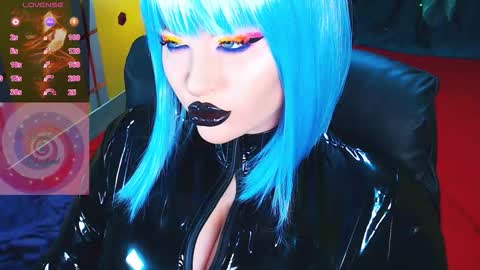 Snapshot of crazypinkyball chatting on 26, 10, 2025 Roxy online show from 26, 10, 2025