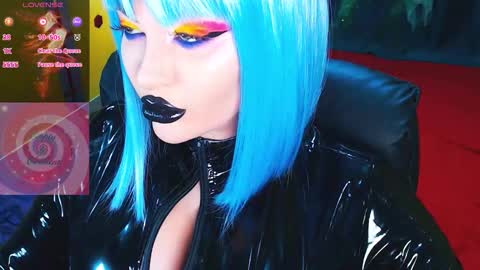 Snapshot of crazypinkyball chatting on 30, 10, 2025 Roxy online show from 30, 10, 2025