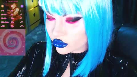 Snapshot of crazypinkyball chatting on 15, 11, 2025 Roxy online show from 15, 11, 2025