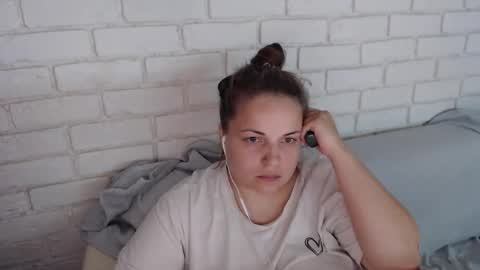 Snapshot of crazyy_girl_ chatting on 23, 10, 2025 Crazyy Girl online show from 23, 10, 2025