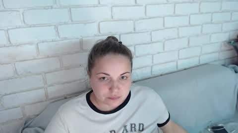 Snapshot of crazyy_girl_ chatting on 2, 11, 2025 Crazyy Girl online show from 2, 11, 2025