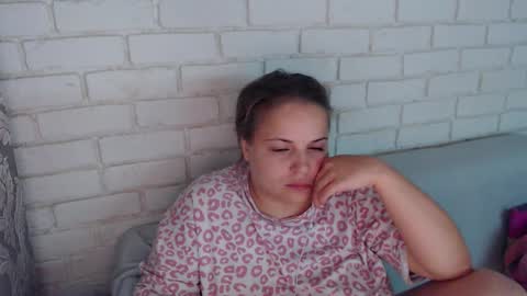 Snapshot of crazyy_girl_ chatting on 4, 12, 2025 Crazyy Girl online show from 4, 12, 2025