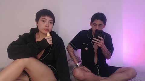 Snapshot of creampie_couple1 chatting on 22, 10, 2025 CAMILA Y SEBASTIAN online show from 22, 10, 2025