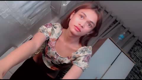 Snapshot of creamy_delilah chatting on 24, 10, 2025 Delilah online show from 24, 10, 2025