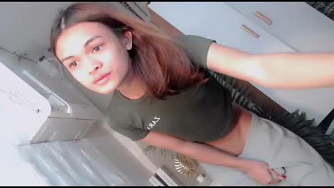 Snapshot of creamy_delilah chatting on 31, 10, 2025 Delilah online show from 31, 10, 2025