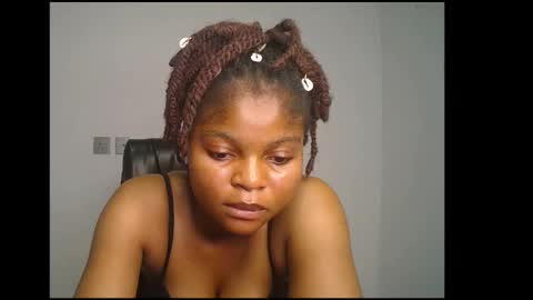 Snapshot of creamy_juicypussy chatting on 4, 3, 2025 Lady jasmine online show from 4, 3, 2025