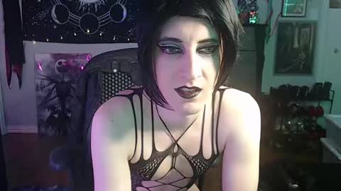 Snapshot of creamy_lust chatting on 23, 2, 2025 Sylvia online show from 23, 2, 2025