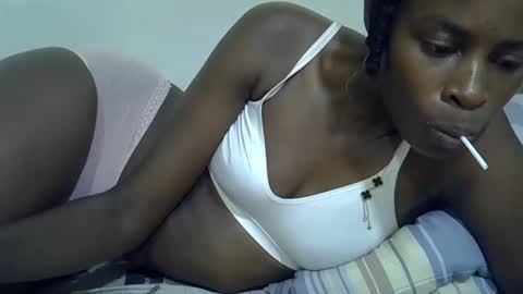 Snapshot of creamy_pussie chatting on 3, 5, 2026 creamy_pussie online show from 3, 5, 2026