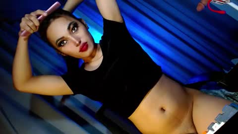 Snapshot of creamycum_celinexxx chatting on 13, 2, 2025 Celine online show from 13, 2, 2025