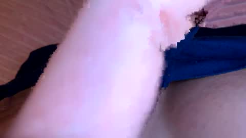 Snapshot of creamymarie chatting on 12, 2, 2025 creamymarie online show from 12, 2, 2025