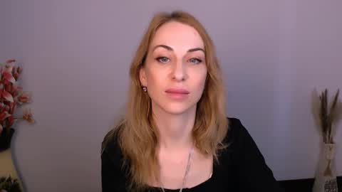 Snapshot of create_your_own_sun chatting on 20, 11, 2025 Lera online show from 20, 11, 2025