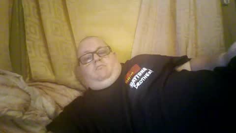 Snapshot of creeeping_death chatting on 27, 4, 2026 The hopeless romantic online show from 27, 4, 2026