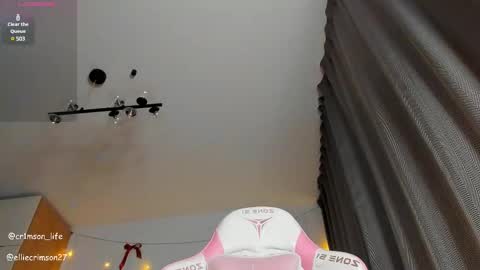 Snapshot of crimson_baby chatting on 5, 3, 2025 crimson baby online show from 5, 3, 2025