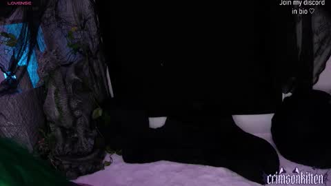 Snapshot of crimsonkitten chatting on 16, 10, 2025 Crimson Kitten online show from 16, 10, 2025