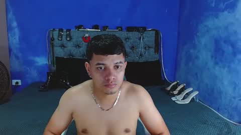 CRISANDMERY online show from 15, 9, 2025