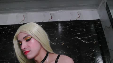 Snapshot of crislingery_doll chatting on 11, 1, 2025 crislingery_doll online show from 11, 1, 2025