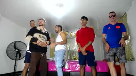 crismens online show from 2, 3, 2025