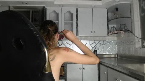 Cristina Onazis online show from 9, 4, 2026