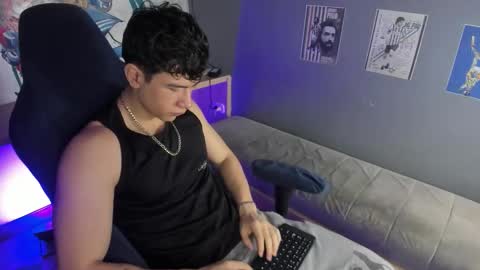 Snapshot of criss_adams chatting on 10, 1, 2026 Cris online show from 10, 1, 2026