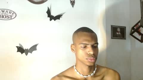 criss_zuri online show from 23, 10, 2025