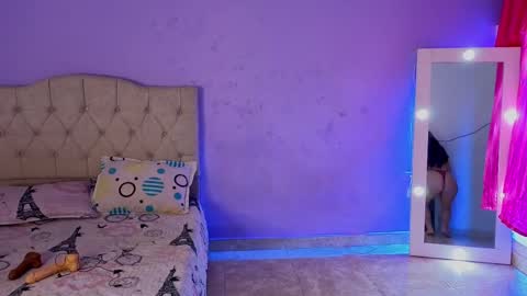 Snapshot of crisstal_7 chatting on 20, 5, 2026 cristal online show from 20, 5, 2026