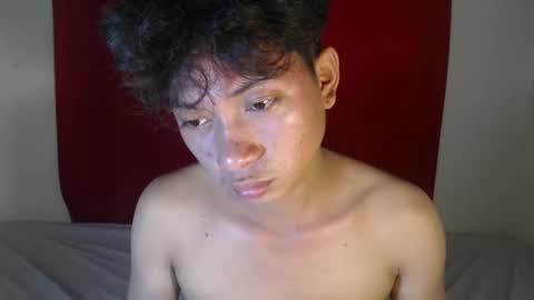 Snapshot of cristal1xox chatting on 11, 10, 2025 cristal1xox online show from 11, 10, 2025