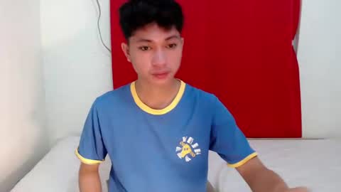 Snapshot of cristal1xox chatting on 26, 10, 2025 cristal1xox online show from 26, 10, 2025