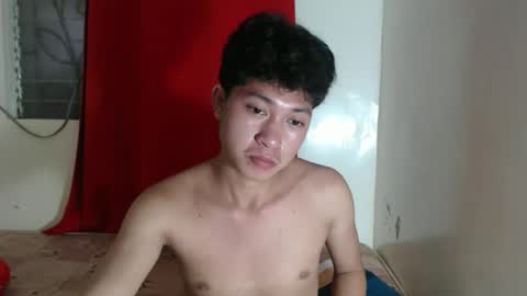 Snapshot of cristal1xox chatting on 12, 11, 2025 cristal1xox online show from 12, 11, 2025