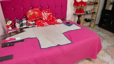 Snapshot of cristal_18xxx chatting on 16, 12, 2024 Cristal online show from 16, 12, 2024