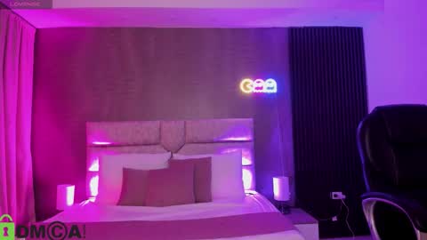 Snapshot of cristal__adams chatting on 28, 9, 2025 cristal__adams online show from 28, 9, 2025