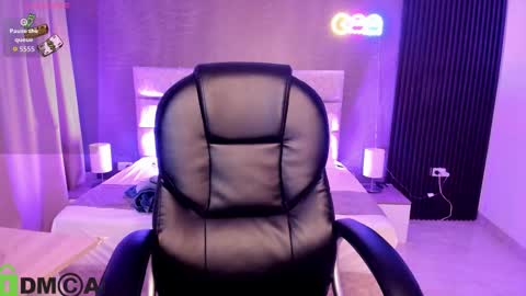 Snapshot of cristal__adams chatting on 7, 10, 2025 cristal__adams online show from 7, 10, 2025