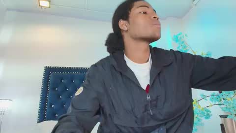 cristal_and_luke online show from 10, 1, 2026