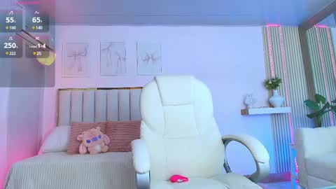 Cristal  online show from 4, 3, 2025