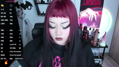 Snapshot of cristal_kosh chatting on 19, 9, 2025 Cris online show from 19, 9, 2025