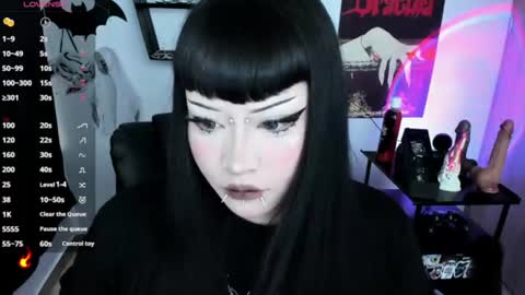 Snapshot of cristal_kosh chatting on 11, 7, 2026 Cris online show from 11, 7, 2026
