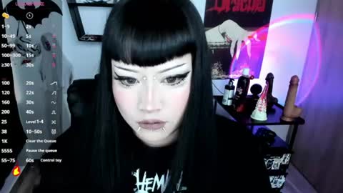 Snapshot of cristal_kosh chatting on 25, 7, 2026 Cris online show from 25, 7, 2026