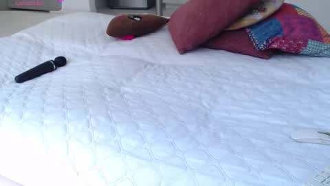 Cristal  online show from 26, 2, 2026