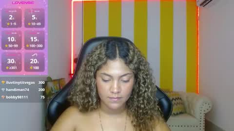 Snapshot of cristal_war chatting on 14, 12, 2024 Cristal online show from 14, 12, 2024
