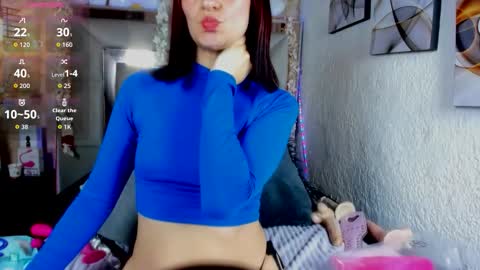 Snapshot of cristall_ravven chatting on 29, 11, 2025 online show from 29, 11, 2025