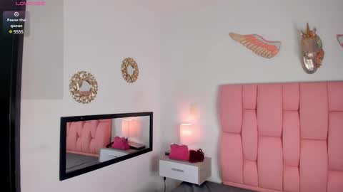 cristal online show from 11, 1, 2025