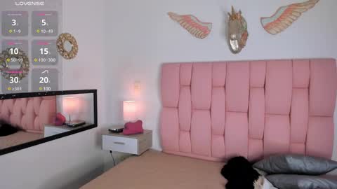 cristal online show from 5, 2, 2025