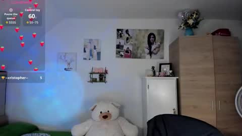 cristal online show from 23, 9, 2025