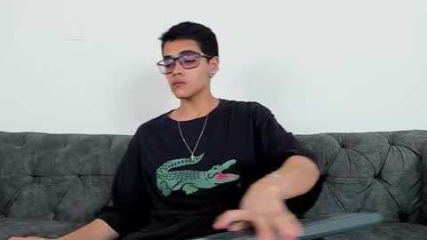 cristian_suarezz_ online show from 11, 10, 2025