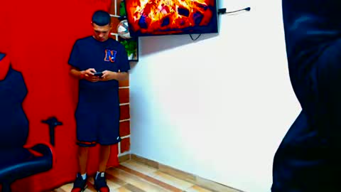 Snapshot of cristiantayron chatting on 16, 6, 2026 cristian online show from 16, 6, 2026