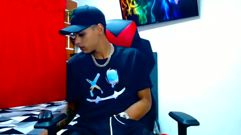 Snapshot of cristiantayron chatting on 3, 7, 2026 cristian online show from 3, 7, 2026